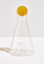 Load image into Gallery viewer, Vice Versa Carafe - Clear + Amber-Fazeek-P&amp;K The General Store
