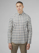 Load image into Gallery viewer, Oxford Check L/S Shirt - Snow White-BEN SHERMAN-P&amp;K The General Store
