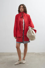 Load image into Gallery viewer, Wayfinder Pull-In Jacket - Red
