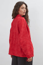Load image into Gallery viewer, Wayfinder Pull-In Jacket - Red
