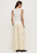 Load image into Gallery viewer, Lola Barrel Pant - Vanilla-ASSEMBLY LABEL-P&amp;K The General Store
