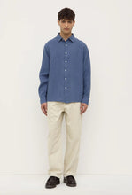 Load image into Gallery viewer, Everyday LS Linen Shirt - Ocean-ASSEMBLY LABEL-P&amp;K The General Store
