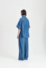 Load image into Gallery viewer, Womens Boyfriend shirt - Chambray-COMMONERS-P&amp;K The General Store
