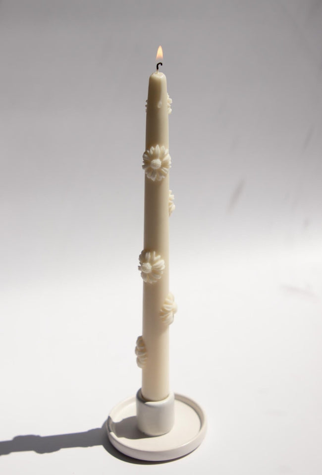 Daisy Taper Candle-Em and Me-P&amp;K The General Store