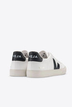 Load image into Gallery viewer, Campo Chromefree - Extra White/Black-VEJA-P&amp;K The General Store
