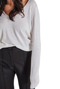JHL V-Neck Long Sleeve Tee - White-JULIETTE HOGAN-P&amp;K The General Store