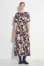 Load image into Gallery viewer, Carmela Dress - (Amber Dapple) Autumn-JULIETTE HOGAN-P&amp;K The General Store
