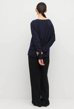 Load image into Gallery viewer, JHL V Neck L/S T - Navy-JULIETTE HOGAN-P&amp;K The General Store
