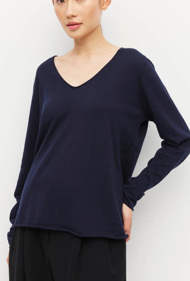 JHL V Neck L/S T - Navy-JULIETTE HOGAN-P&amp;K The General Store
