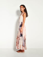 Load image into Gallery viewer, Lillian Pleat Dress - Bouquet-JULIETTE HOGAN-P&amp;K The General Store
