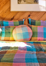 Load image into Gallery viewer, Paloma Tartan Woven Pea Cushion
