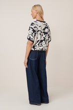 Load image into Gallery viewer, Etched Top-KOWTOW-P&amp;K The General Store
