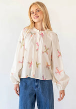 Load image into Gallery viewer, Hailey Shirt - Creme-LOLLYS LAUNDRY-P&amp;K The General Store
