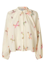 Load image into Gallery viewer, Hailey Shirt - Creme-LOLLYS LAUNDRY-P&amp;K The General Store
