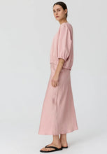 Load image into Gallery viewer, Innes Tuck Top - Pink
