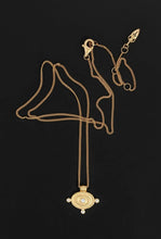 Load image into Gallery viewer, Reign Oval Necklace - Gold-TEMPLE OF THE SUN-P&amp;K The General Store
