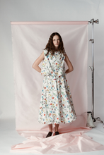 Load image into Gallery viewer, Occasionally Skirt - Cream Floral
