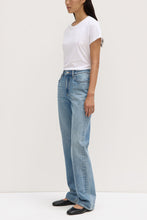 Load image into Gallery viewer, Womens Classic Straight Leg Jean - Indigo Fade-ASSEMBLY LABEL-P&amp;K The General Store
