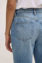 Load image into Gallery viewer, Womens Classic Straight Leg Jean - Indigo Fade-ASSEMBLY LABEL-P&amp;K The General Store
