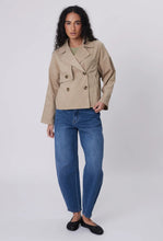 Load image into Gallery viewer, Unity Short Trench - Camel-MARLOW-P&amp;K The General Store
