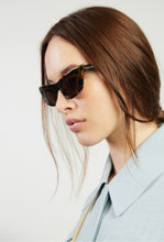 Load image into Gallery viewer, Sunglasses - Peyton Tortoise-SABEN-P&amp;K The General Store
