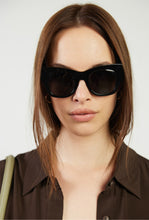 Load image into Gallery viewer, Sunglasses - Sloane Black-SABEN-P&amp;K The General Store
