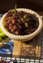 Load image into Gallery viewer, Lou Salad Bowl - Pearl
