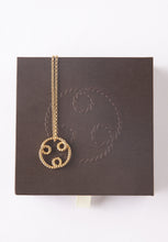 Load image into Gallery viewer, Huddle Necklace - Gold-SYLVESTER-P&amp;K The General Store
