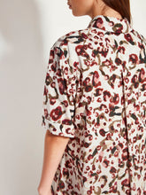 Load image into Gallery viewer, Isle Shirtdress - (Leo Cotton) Savanna-JULIETTE HOGAN-P&amp;K The General Store
