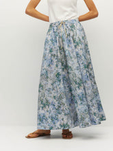 Load image into Gallery viewer, Kev Skirt - Cloud Flower Cotton - Frosted Sky-JULIETTE HOGAN-P&amp;K The General Store
